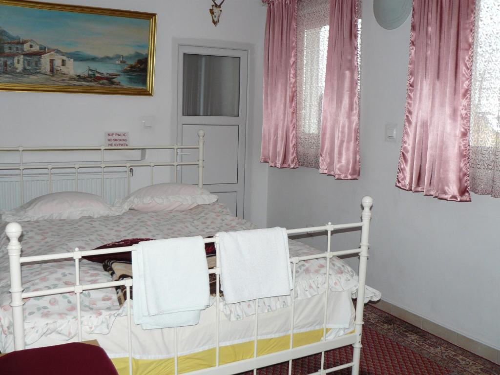 Piaseczno Willa Staropolska Exteriér fotografie