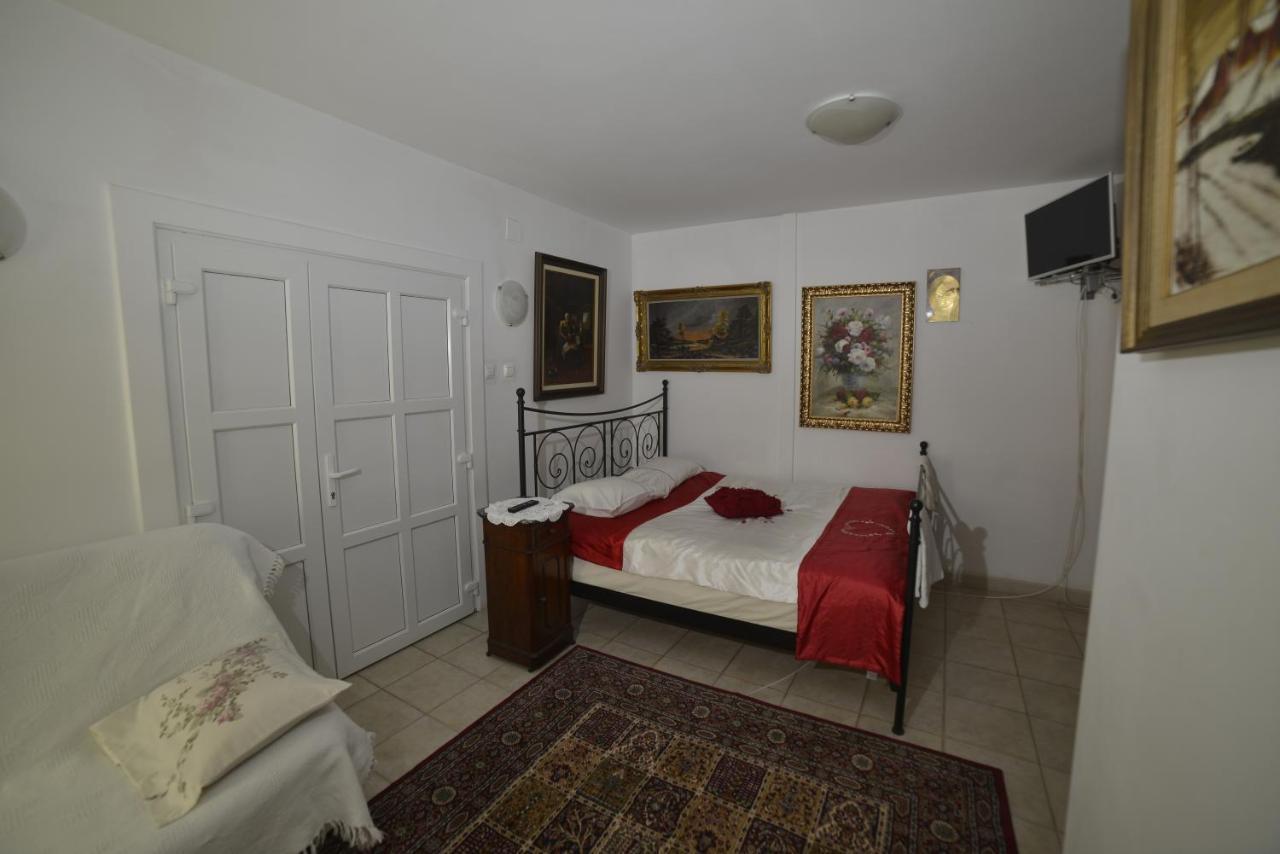 Piaseczno Willa Staropolska Exteriér fotografie