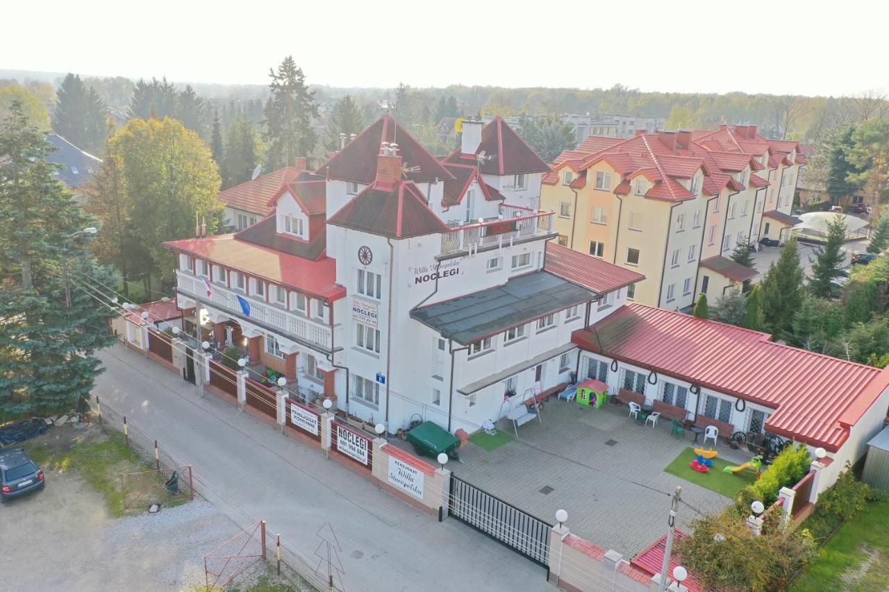 Piaseczno Willa Staropolska Exteriér fotografie